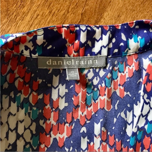 Daniel Rainn Blouse - Picture 5 of 9